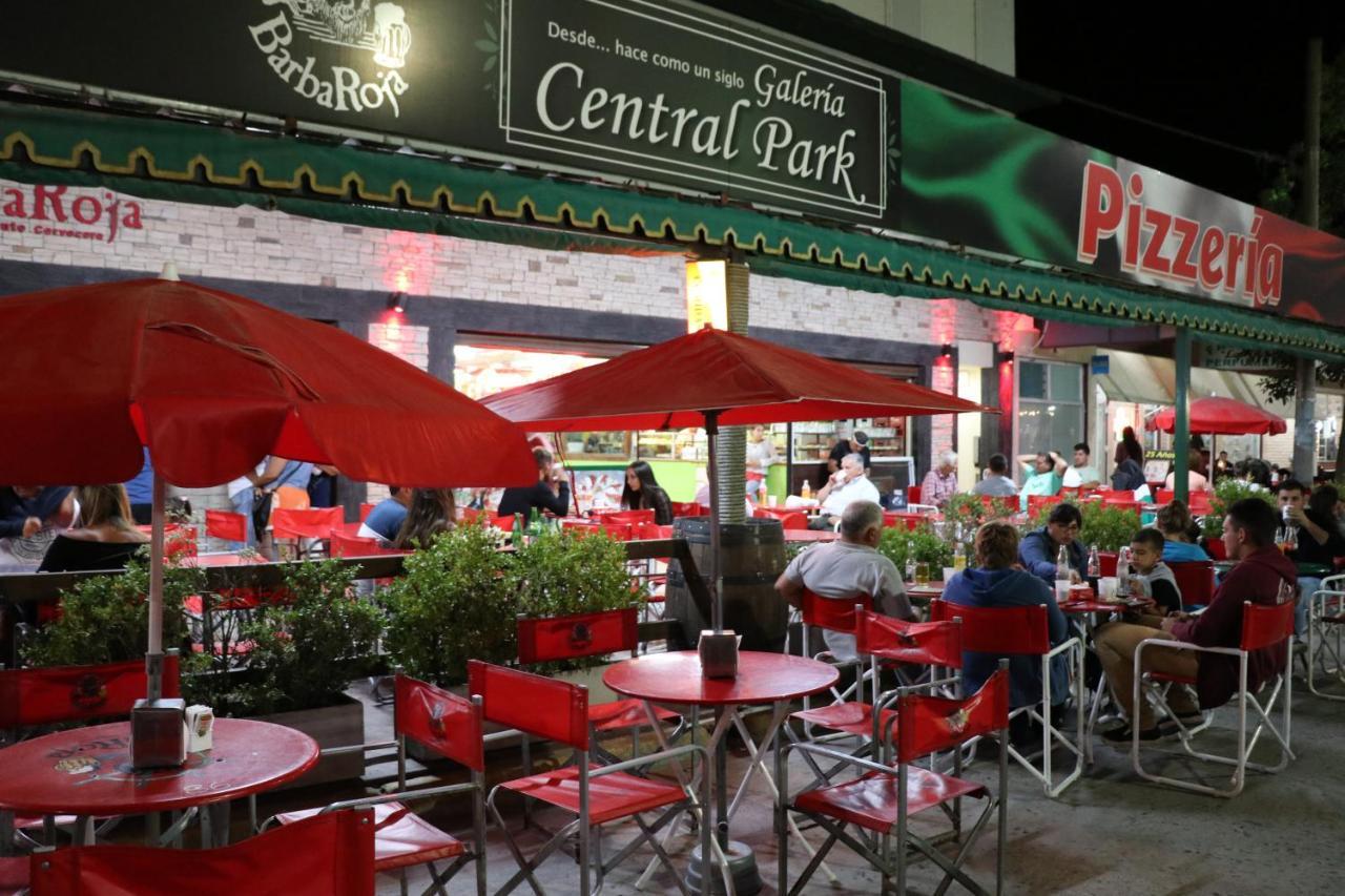 Hotel Central Park ซานตากลารา เดล มาร์ ภายนอก รูปภาพ